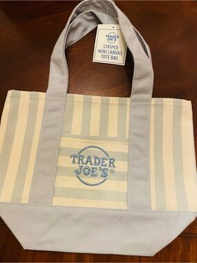 🍁Trader Joe’s Striped mini Canvas Tote in Pastel Blue and Cream